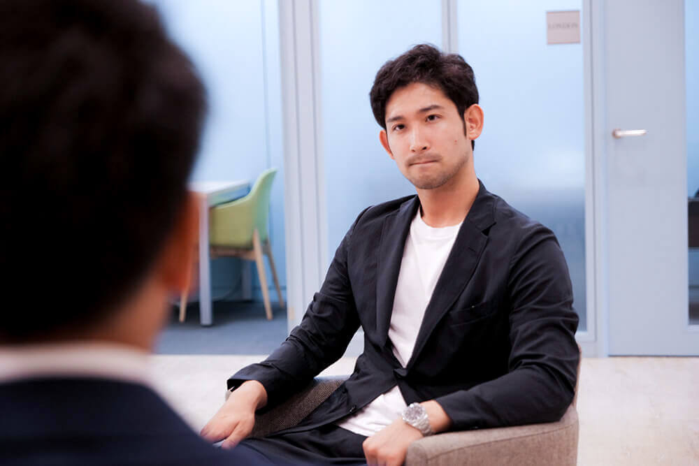 コーチング英会話「トライズ」グローバルアスリートプログラムプロキャディ杉澤様とフェンシング銀メダリスト三宅選手の対談インタビュー スピーキングレッスンについて