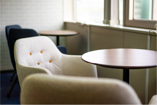 コーチング英会話「トライズ」新宿南口センターフリースペース