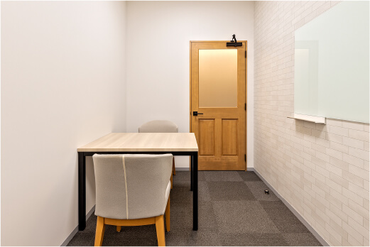 コーチング英会話「トライズ」横浜西口センターコンサルティングスペース